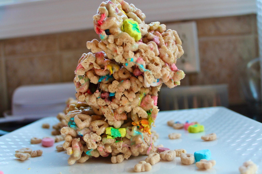 Lucky Charms Rice Krispy Treats