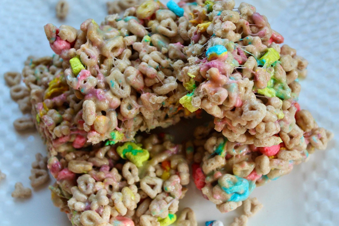 Lucky Charms Rice Krispy Treats