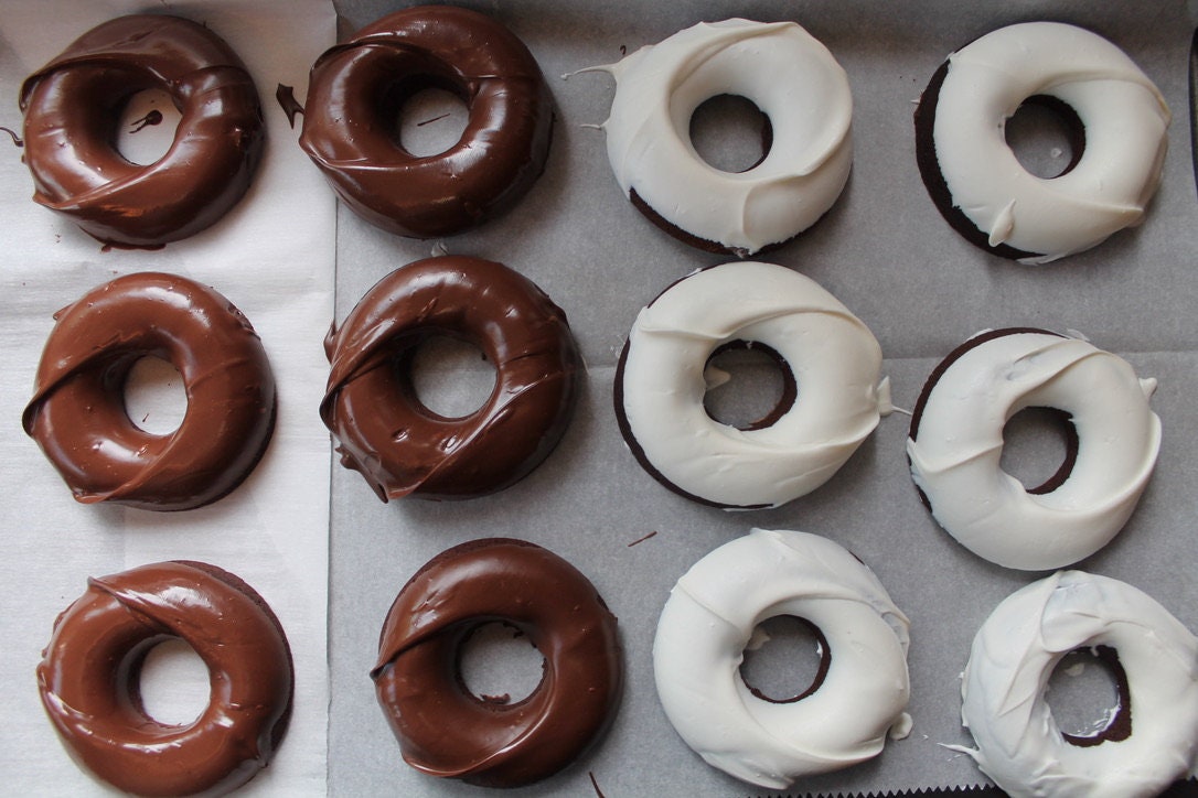 LOW FAT Chocolate Donuts