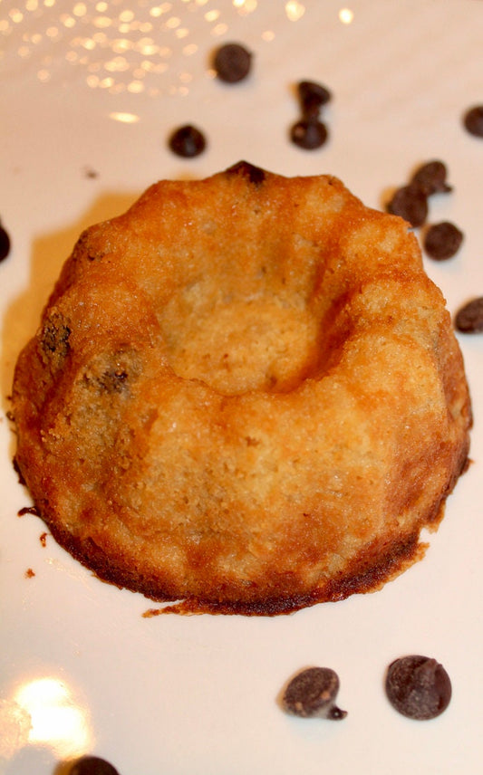 2g net KETO/GF Chocolate Chip Bundt Cakes