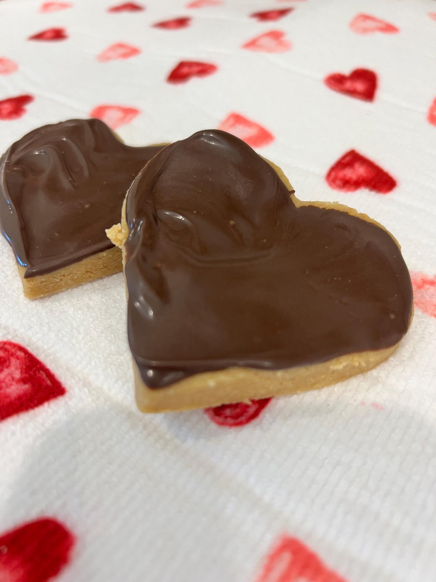 2g net carb Peanut butter hearts