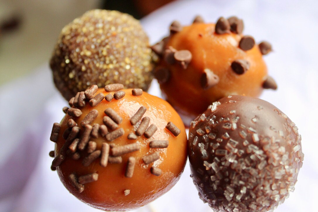 3g net carb Keto/GF cake pops